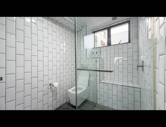 2 BEDROOM APARTMENT TO LET IN ESSENWOOD